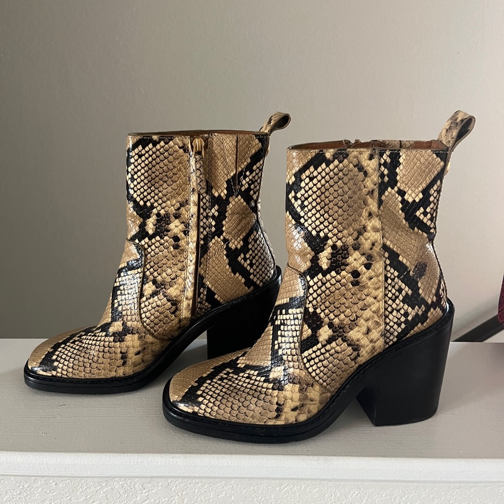 New Tory Burch Heeled Ankle Boot